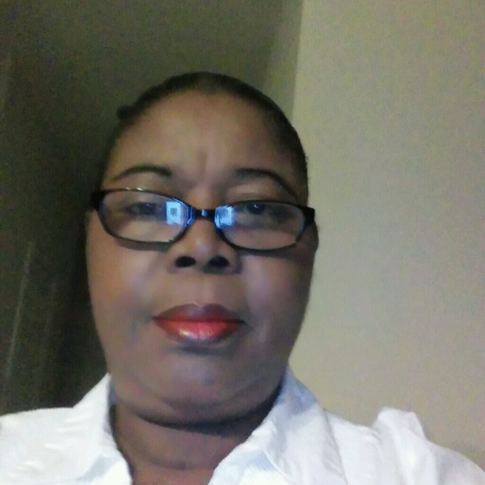 Meet your Posher, Nelly